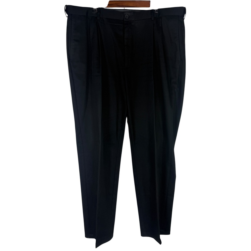 Haggar Men's 42x32 Premium Khaki Black Classic Fit Pleated Pants No Iron